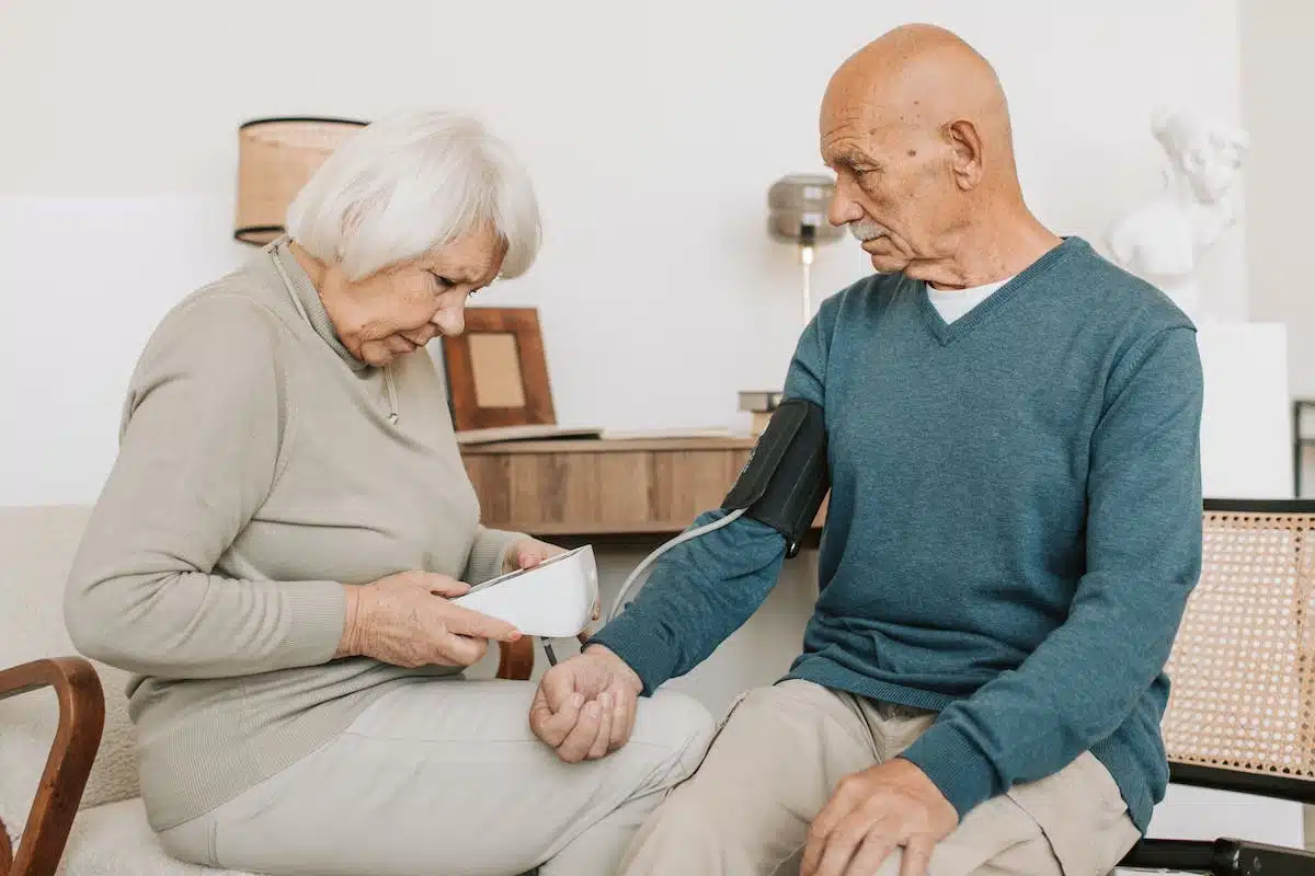 Equiper son domicile pour favoriser le maintien des seniors à domicile