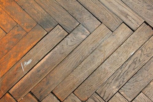 Comment éliminer le bruit du parquet ?